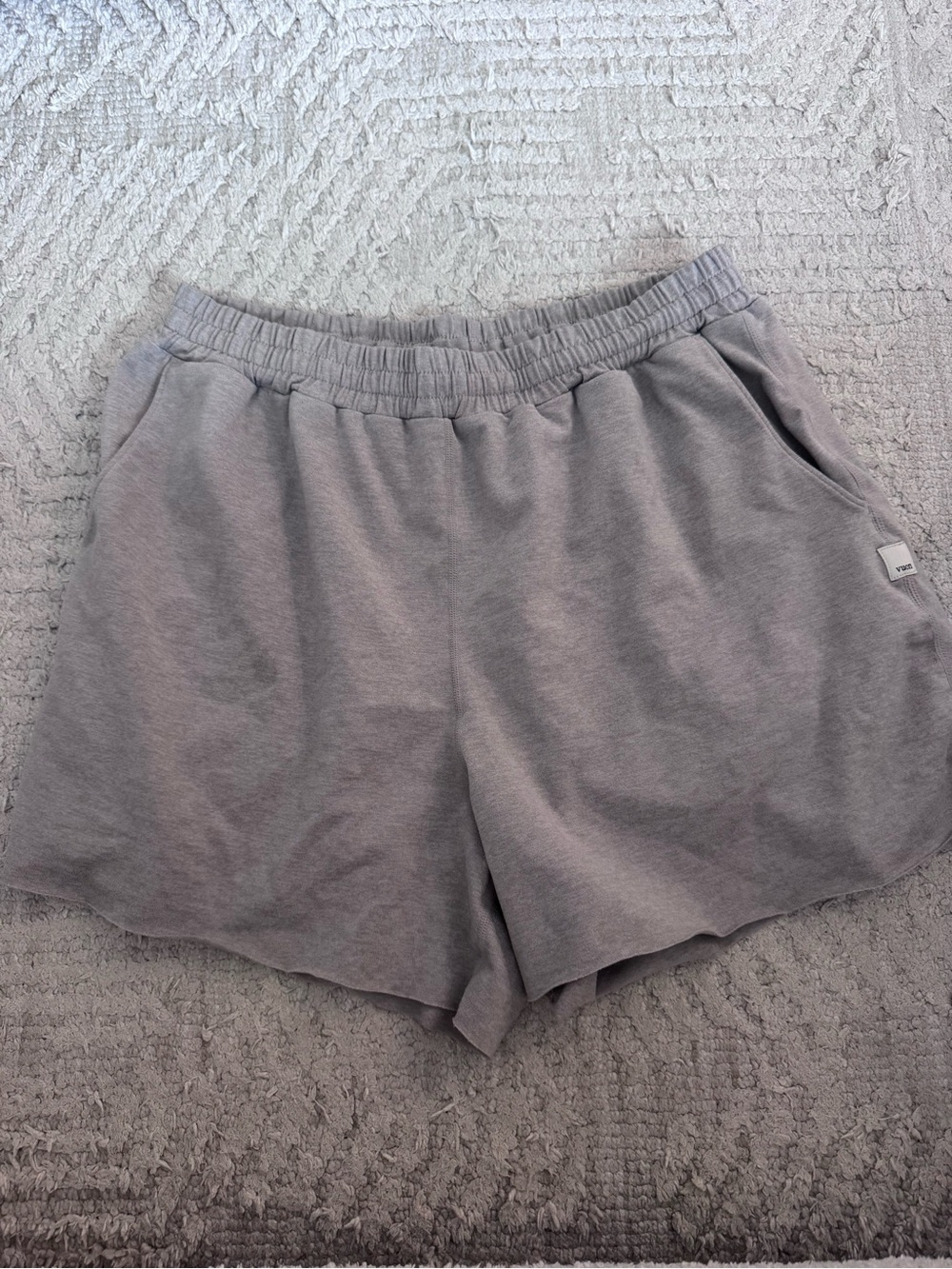 Vuori Boyfriend shorts size xs